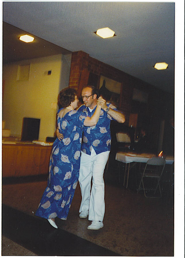 Claudia & Van dancing on their 25th anniversary