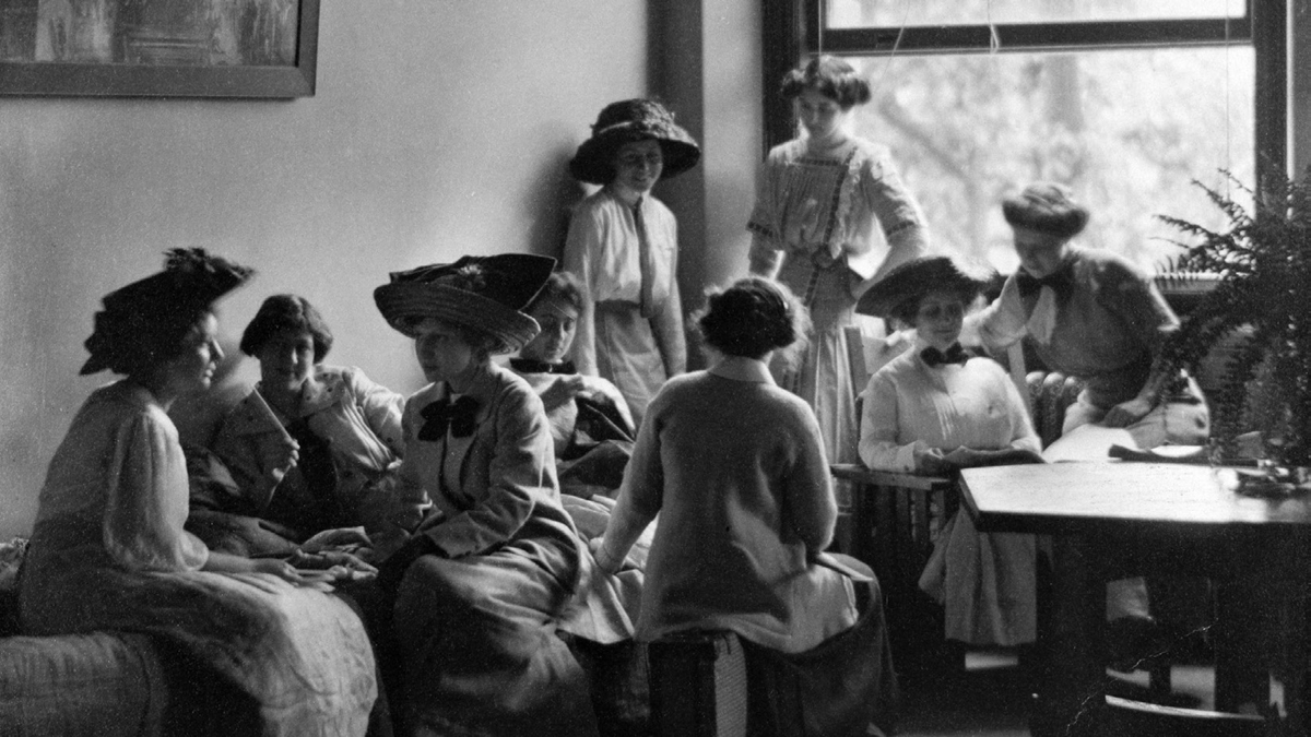 Young women take a break from classes at Columbia Teacherâ€™s College in 1912.