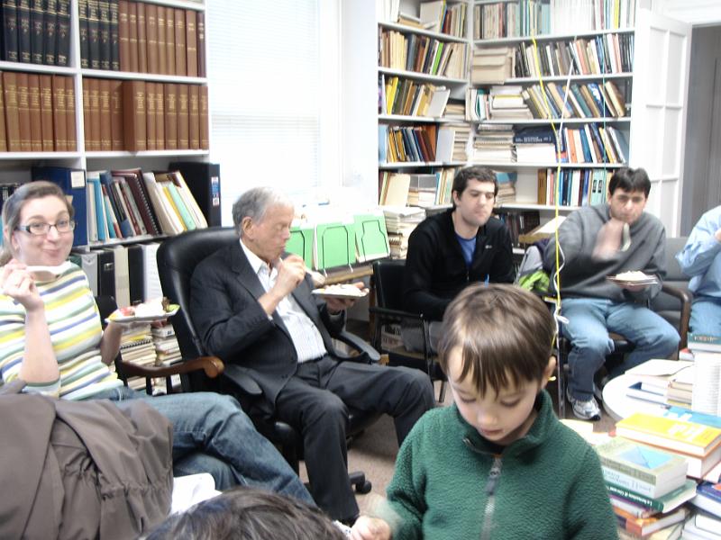 IMG_2387.JPG - Everyone enjoying cake and ice cream