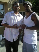 Click to see big picture (285x380 pixels; 26 KB)