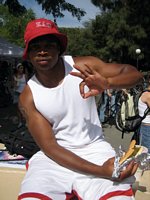 Click to see big picture (285x380 pixels; 30 KB)