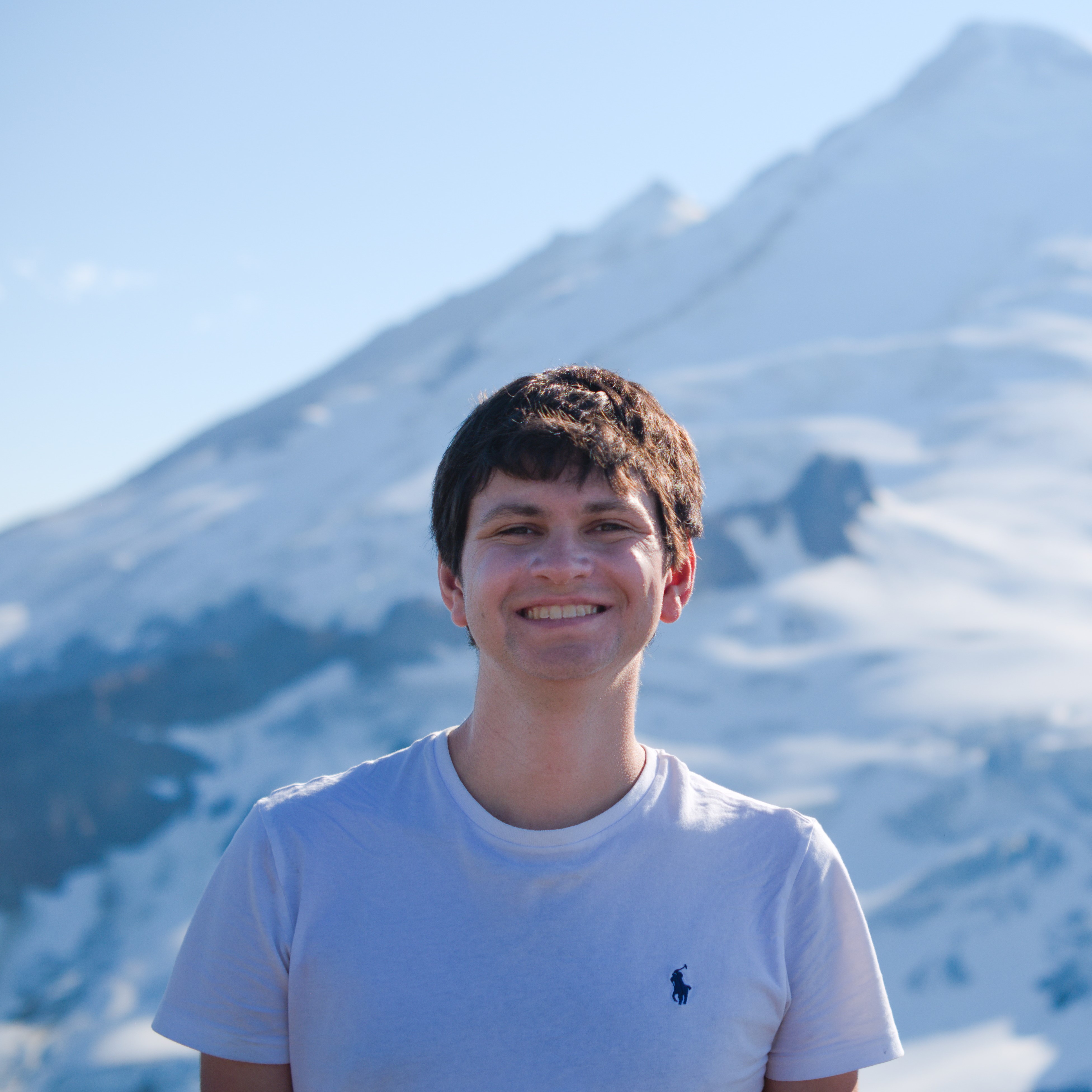 A photo of me in front of Mount Baker