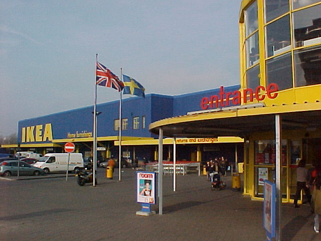 A_huge_s.jpg (64009 bytes)