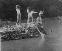 `04 T. Eakins--Swimming Hole-1883
